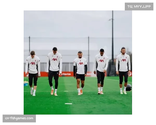 曼城3-1桑德兰，福登双响助球队缩小与阿森纳分差