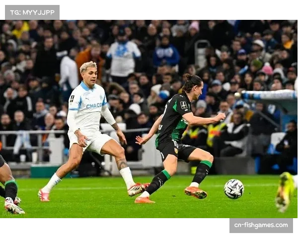 勒阿弗尔迎战朗斯,日本国脚濑古步梦肋骨受伤出战成疑 勒阿弗尔迎战朗斯,日本国脚濑古步梦肋骨受伤出战成疑